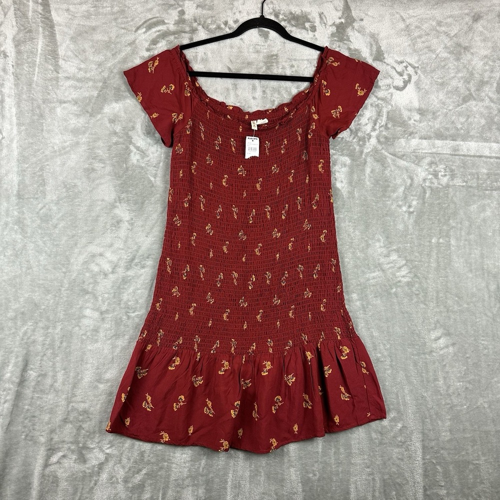 Sky and Sparrow Dress Women's L Red Floral Smocked Cap Sleeve Ruffle Hem NEW